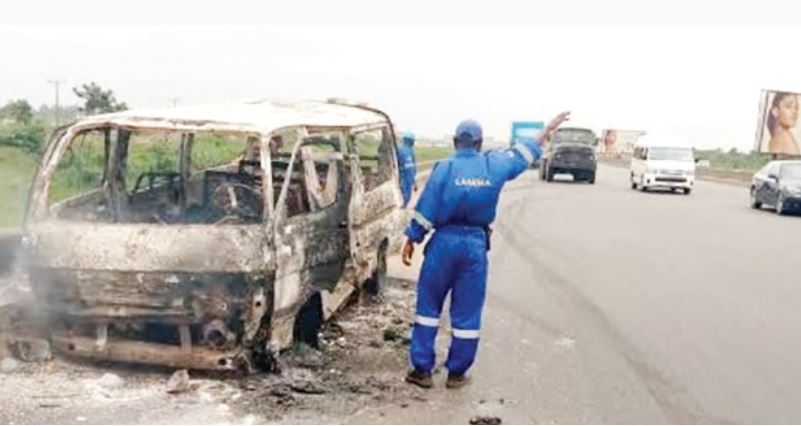 Eight life lost in ghastly accident along Lagos-Ibadan Expressway