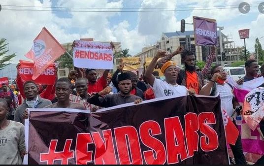 #EndSARS Protest clash: Six killed in Abuja, houses, vehicles set ablaze