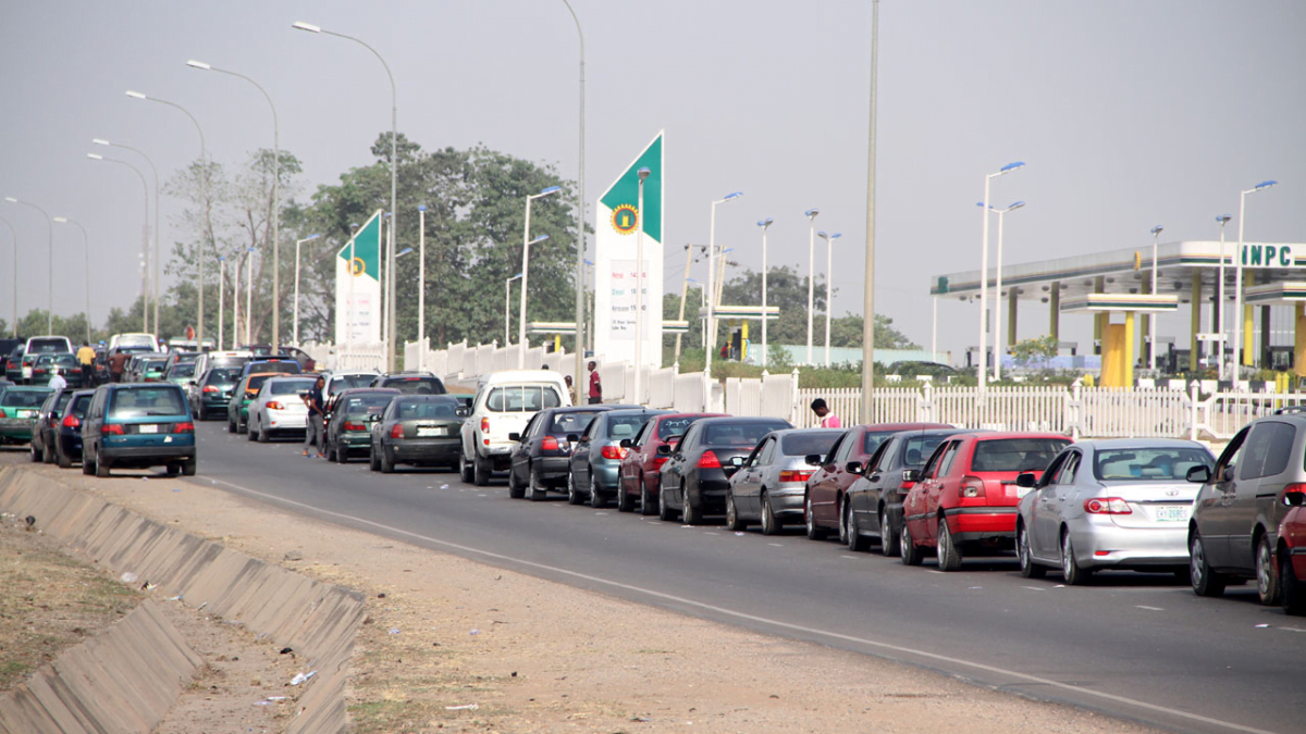 Fuel Queues will remain until full deregulation ― FG