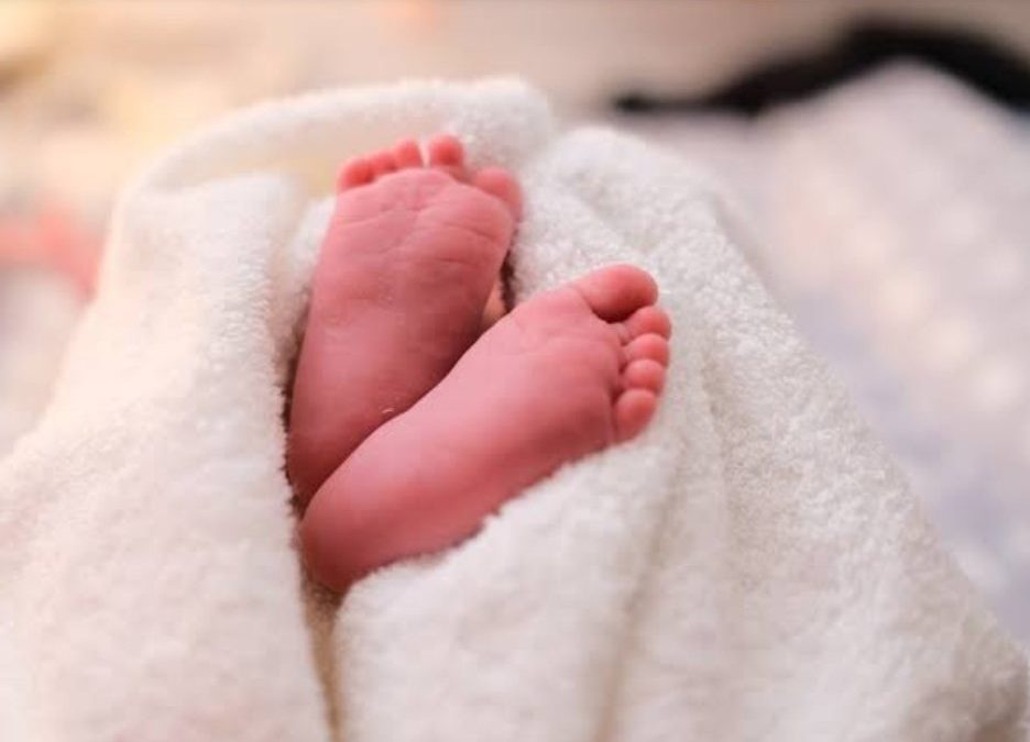 Commissioner return baby abandon in hospital after delivery to Grandmother