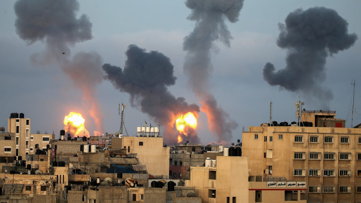 Iran threatens crushing attack on Isreal if it retaliates missiles strike
