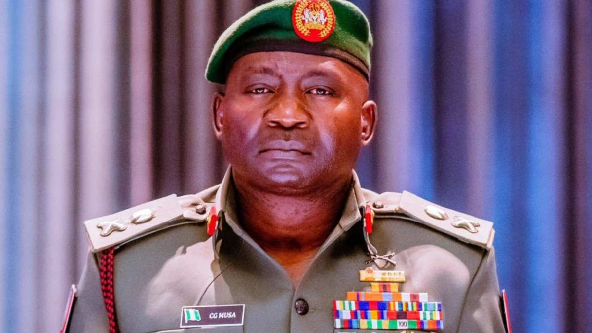 Defence chief appeals to Nigerians not to demoralize our troops
